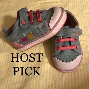 Garanimals Denim Butterfly Sneaker: size 4 toddler